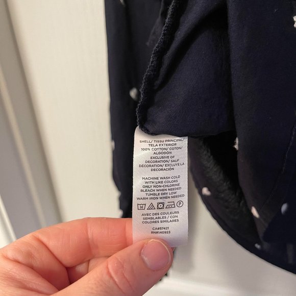 Never-Worn Ann Taylor LOFT Embroidered Heart Button-Down Blouse, Size Small. - Picture 7 of 7